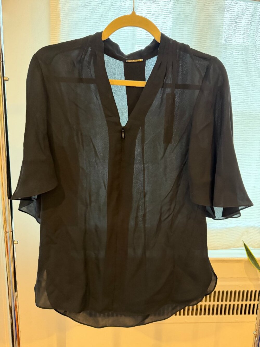 NWT Elie Tahari Navy Sheer Flutter Sleeve V-Neck Zip Blouse